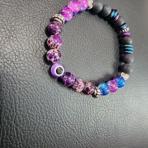 Women Bracelet made with Natural beautiful stones.